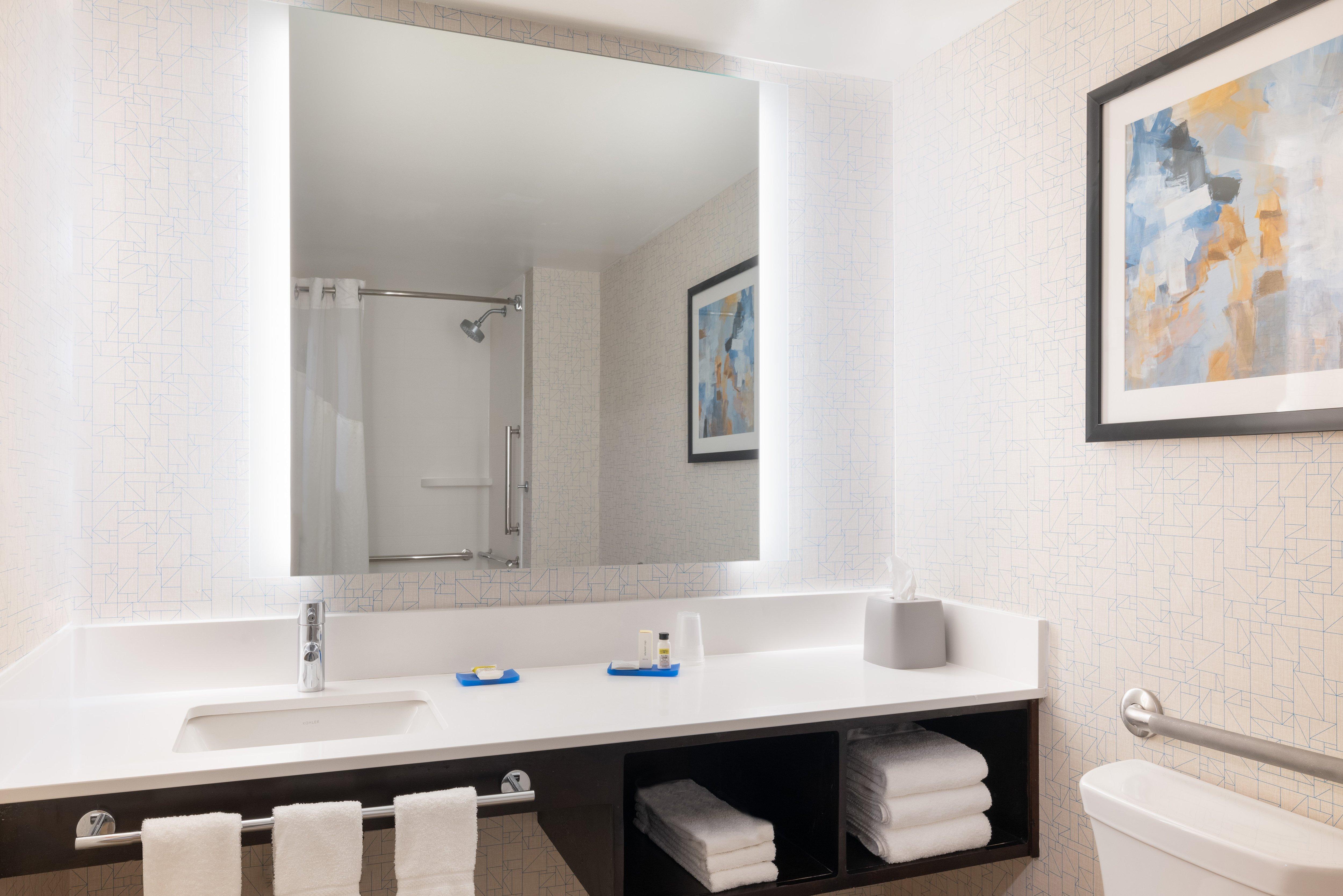Holiday Inn Express & Suites Boston - Cambridge By Ihg Екстериор снимка